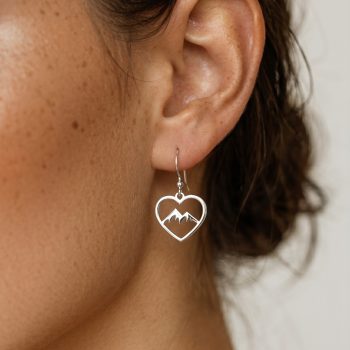 Earrings heart mountains