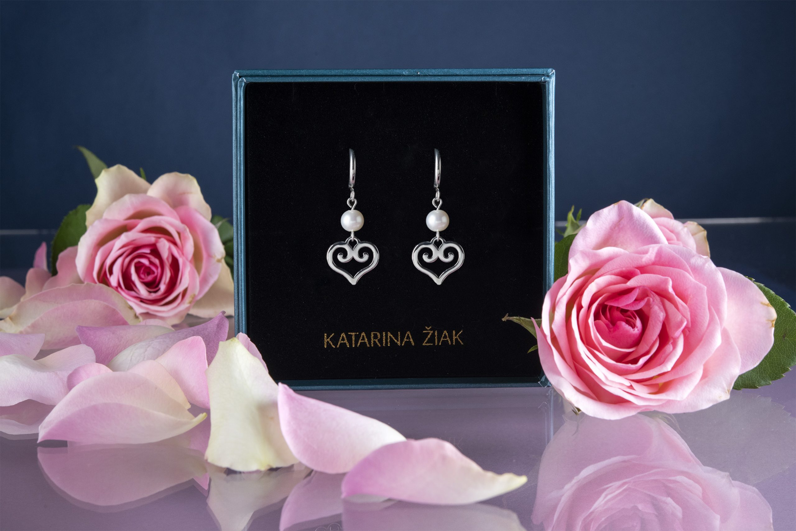 Earrings lace heart with pearl | KatarínaŽiak