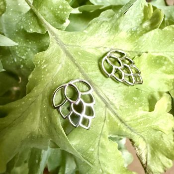 Napichovacie náušnice chmeľ