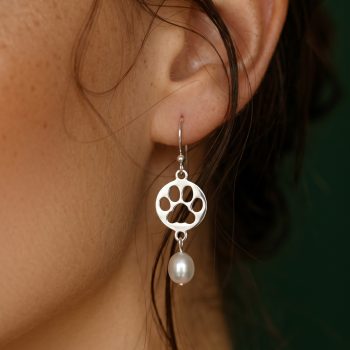 Earrings cat paw Izabela + teardrop pearl