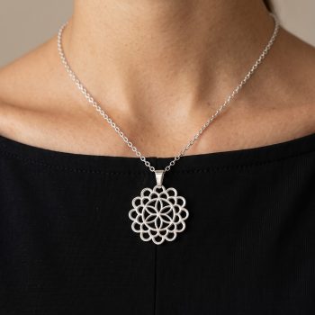 Prívesok čipka ornament 2cm