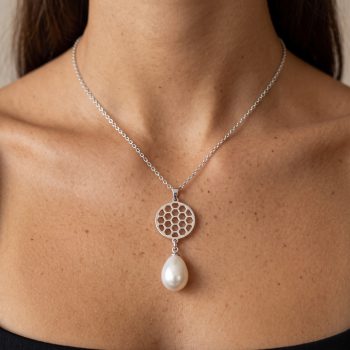 Pendant golf 3 + tear pearl