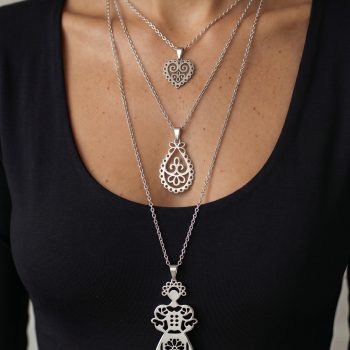 Three-row necklace Nevesta hôľ