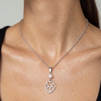 Pendant dog paw Cami with pearl
