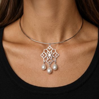 Hoop choker necklace ornament Novohrad tears of pearls
