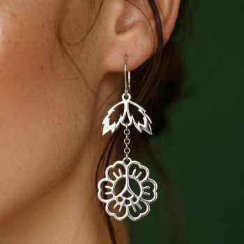 Earrings flower 1 with leaf